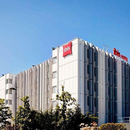 Hotel Ibis Lyon Est Bron Zewnętrze zdjęcie